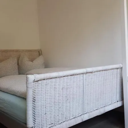 Hermann Arnold Apartment *